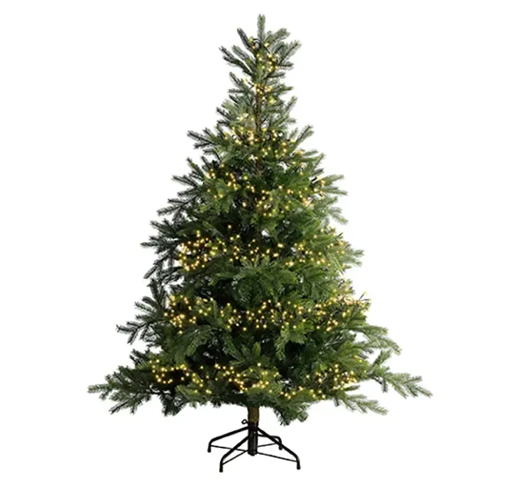 Lyskæde med LED lys og 8 funktioner og 28m ledning vist på juletræ