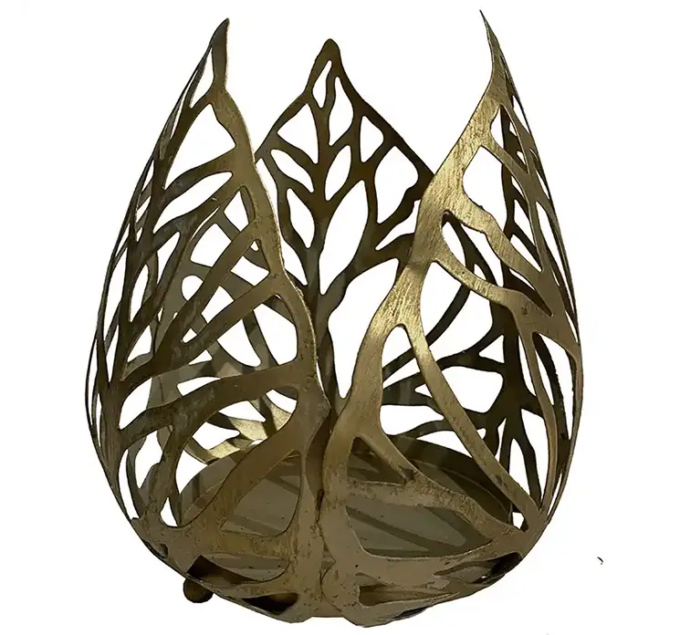 Lysestage med metal blade i guld farvet 21cm