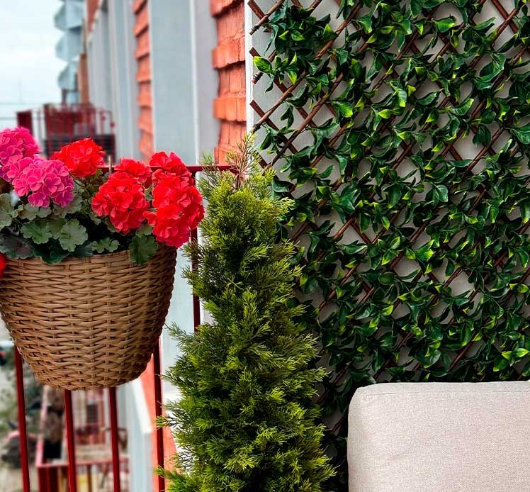 Brøndsholm - kunstig pelargonie, UV beskyttet