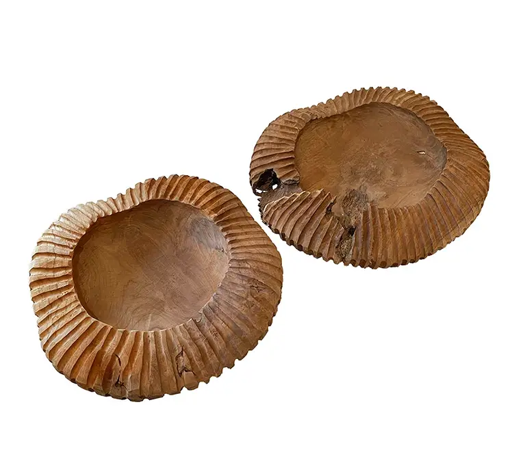 Skål af teaktræ i naturfarvet fsc certificeret 38cm, to vist sammen for at vise forskel i naturmateriale