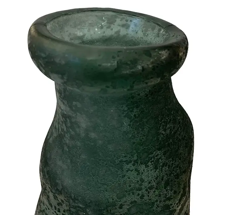 Vase simplicity af frostet glas i grøn closeup